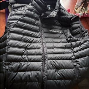 Columbia Dark Puffer Vest